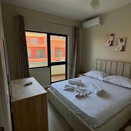 شقة Voyage تيرانا