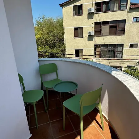 Apartment Voyage *